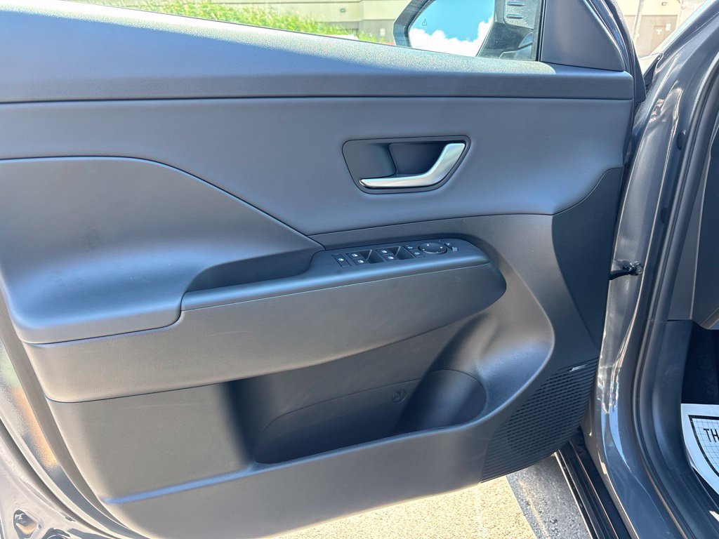 New 2026 Hyundai Kona Limited AWD/4WD image 10