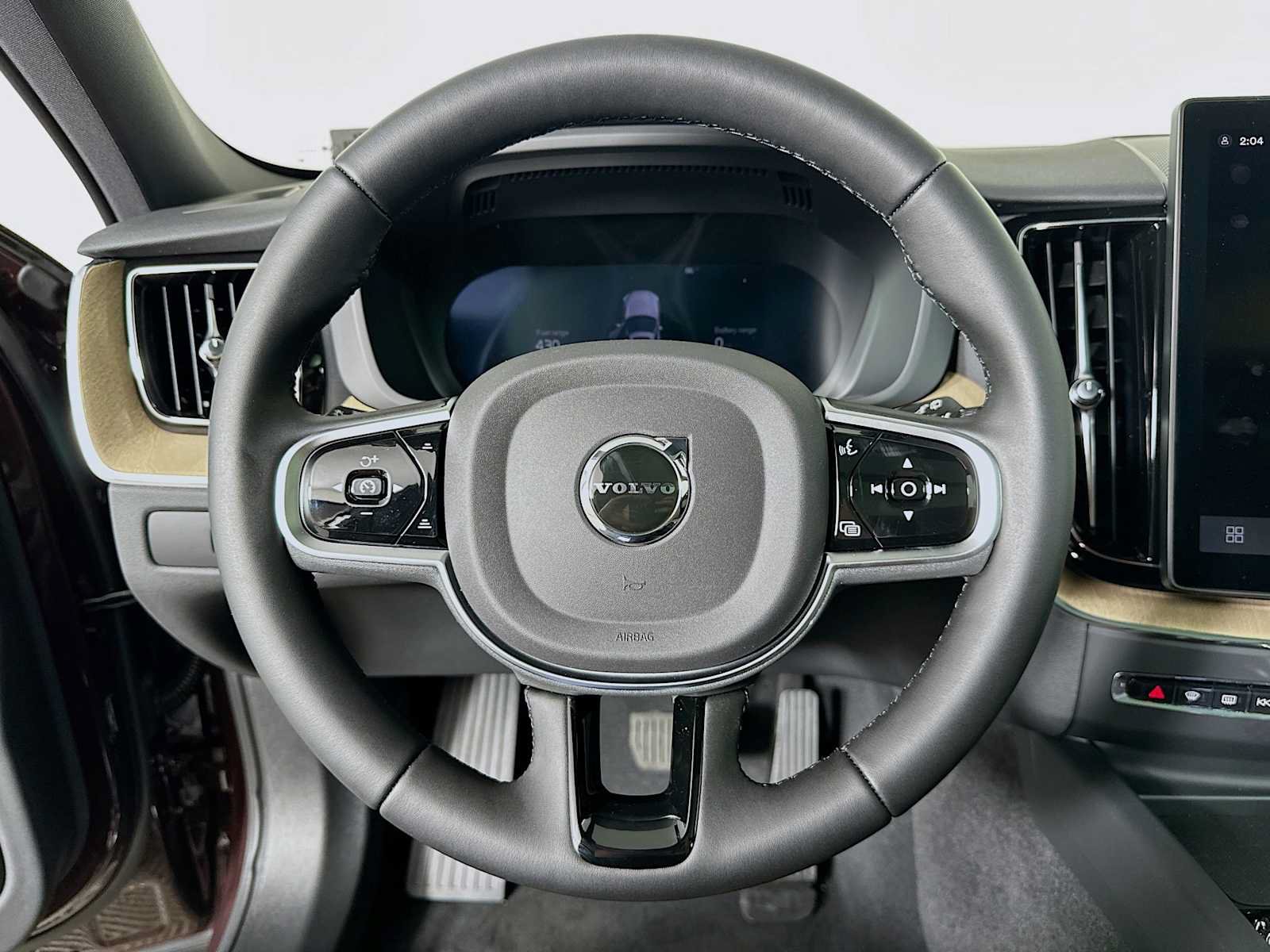 New 2026 Volvo XC60 T8 Plus w/ Protection Package Premier AWD/4WD image 11