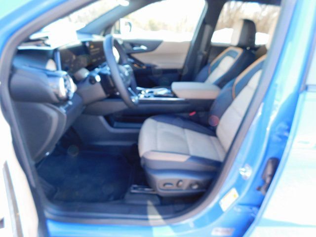 New 2026 Chevrolet Equinox ACTIV w/ Convenience Package III image 12