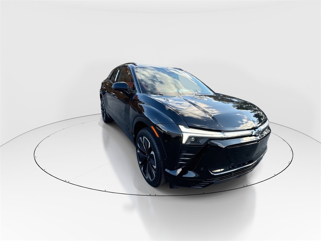 Used 2025 Chevrolet Blazer EV RS w/ Super Cruise Package image 2