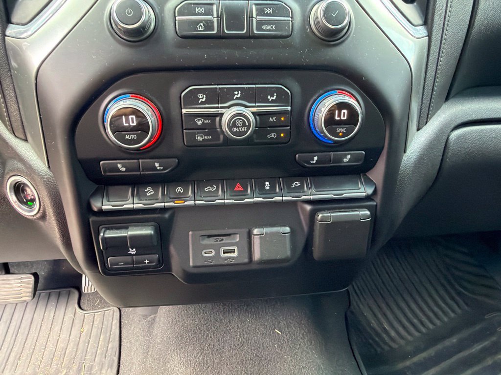 Used 2021 Chevrolet Silverado 1500 LT w/ Diesel Off-Road Package AWD/4WD image 32