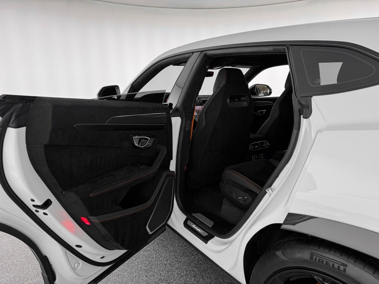 Used 2024 Lamborghini Urus Performante image 22