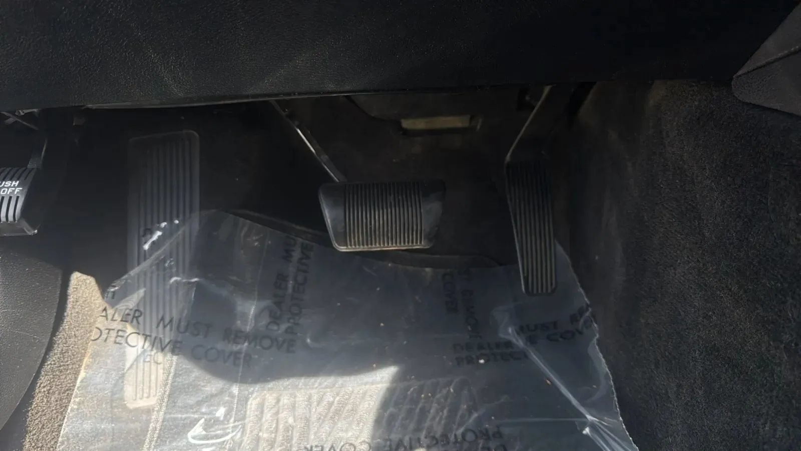Used 2016 Chrysler 300 C RWD image 28