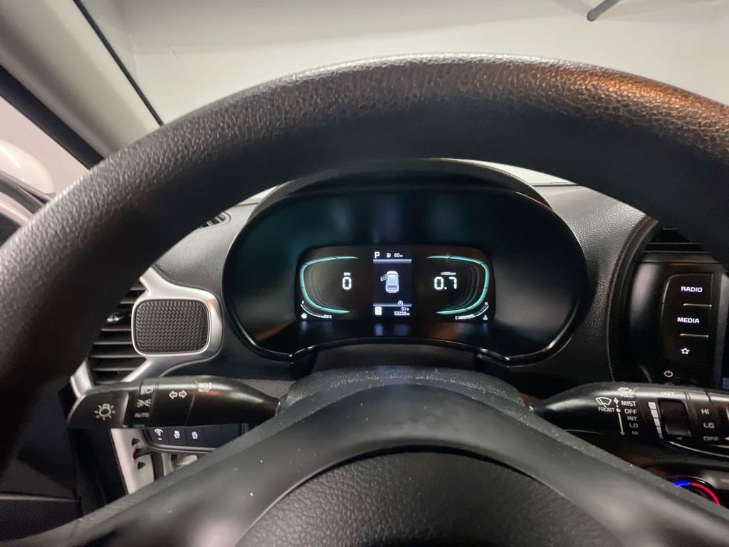 Used 2023 Kia Soul LX w/ LX Technology Package image 11