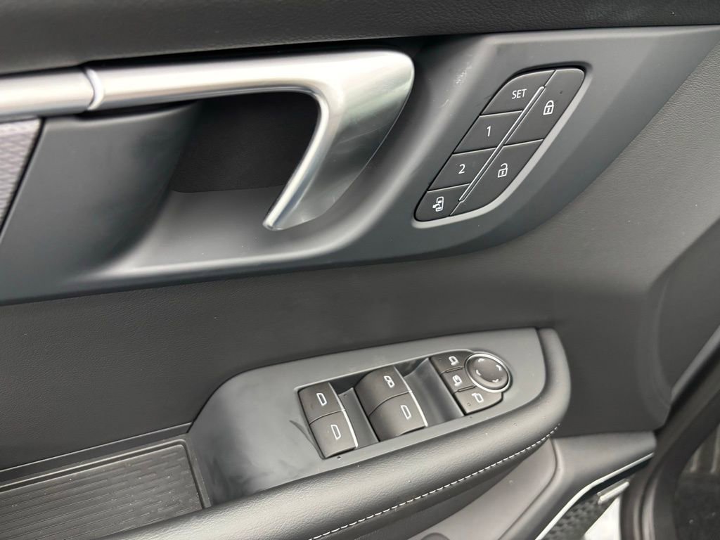 New 2026 Buick Enclave Sport Touring w/ Power Package image 19