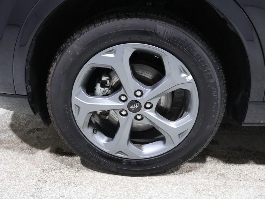 Used 2024 Ford Escape ST-Line image 7