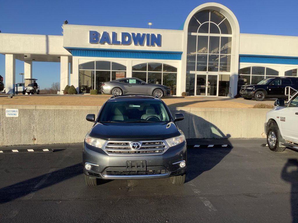 Used 2012 Toyota Highlander SE image 2