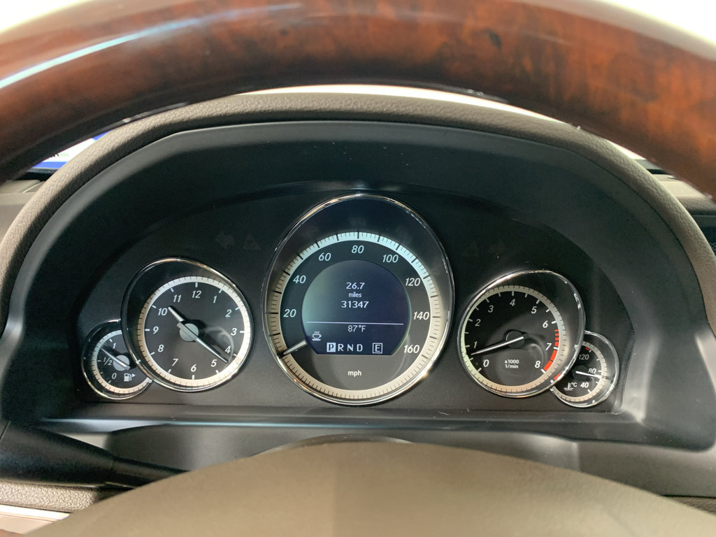Used 2011 Mercedes-Benz E 350 Cabriolet image 22