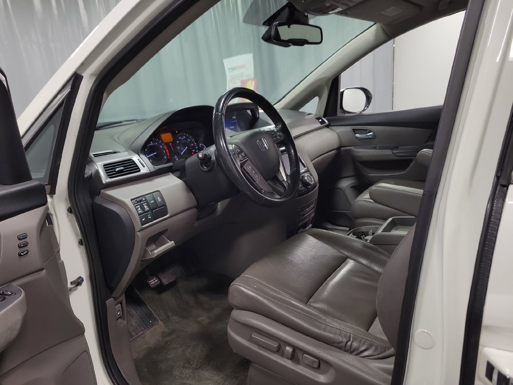 Used 2017 Honda Odyssey Touring image 12