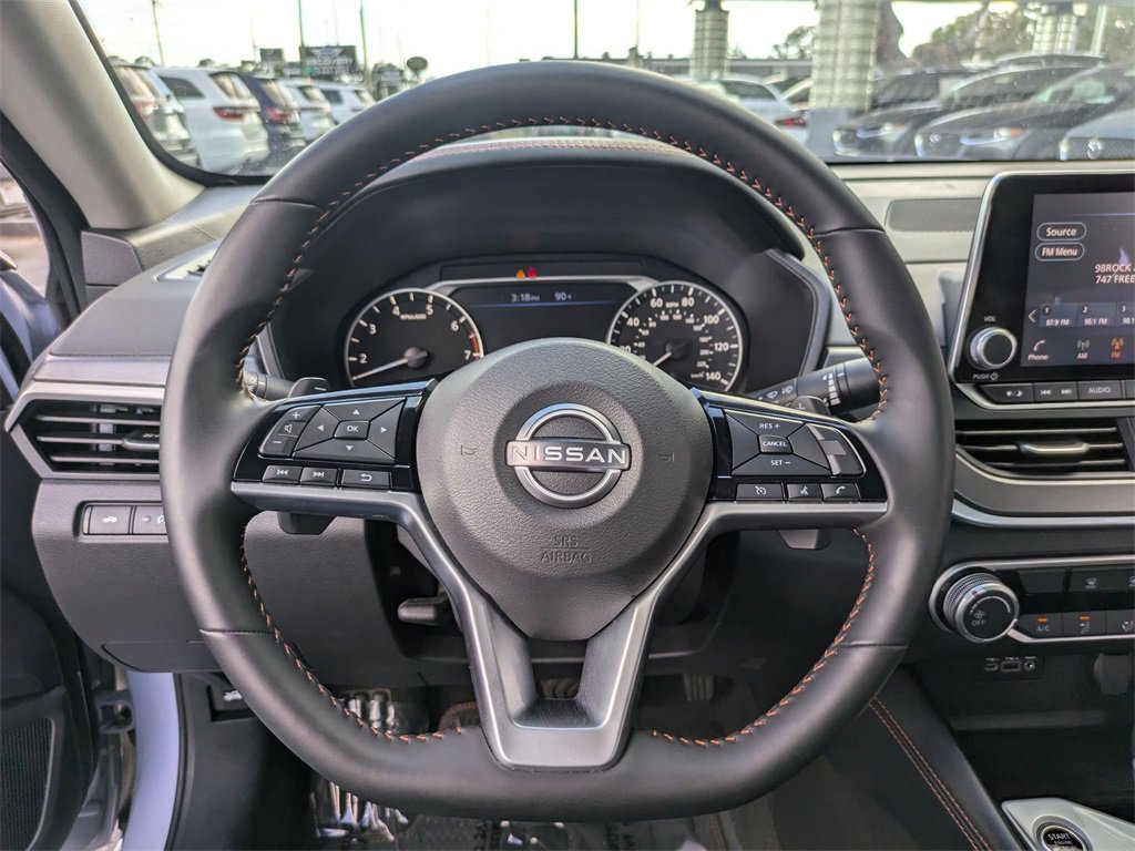 Used 2025 Nissan Altima 2.5 SR image 21