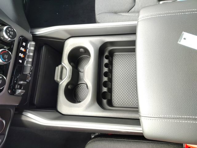 New 2026 RAM 1500 Big Horn w/ Night Edition AWD/4WD image 23