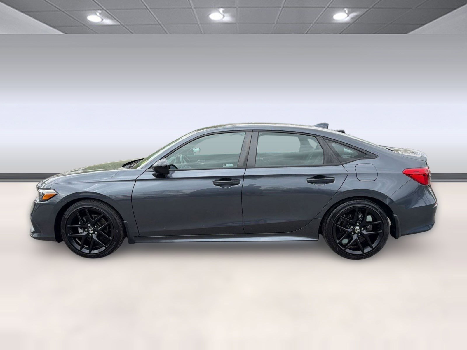 Used 2024 Honda Civic Sport image 2