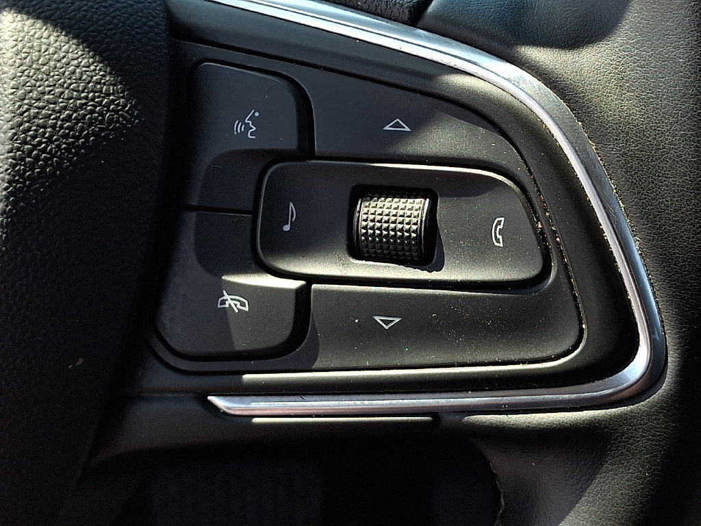 Used 2024 Buick Encore GX Sport Touring AWD/4WD image 21