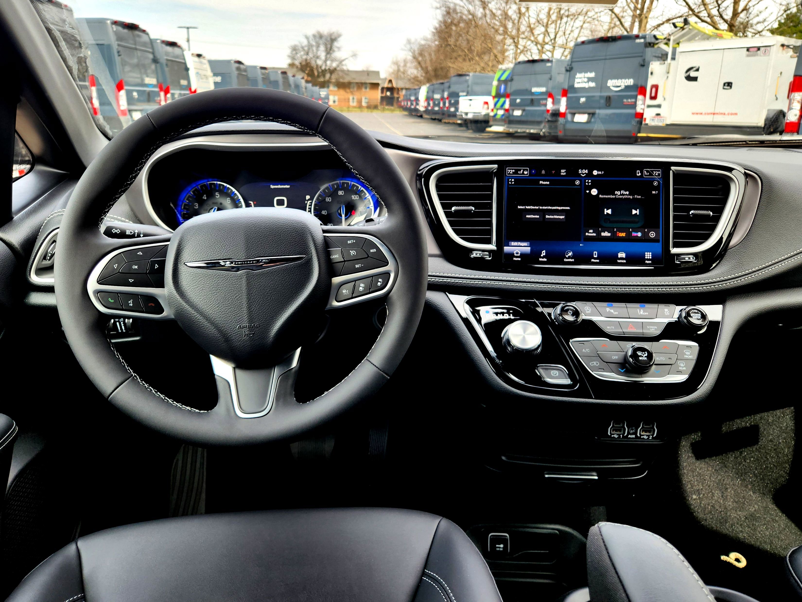 New 2025 Chrysler Pacifica Select image 22