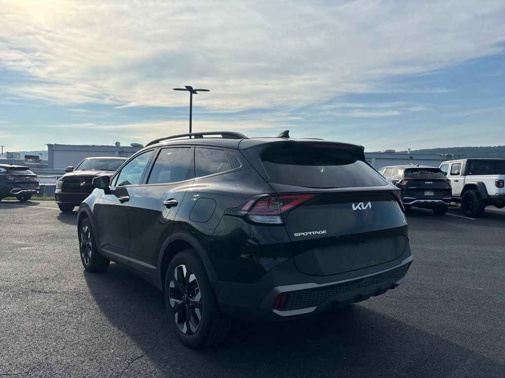Used 2024 Kia Sportage X-Line w/ X-Line Premium Package AWD/4WD image 5