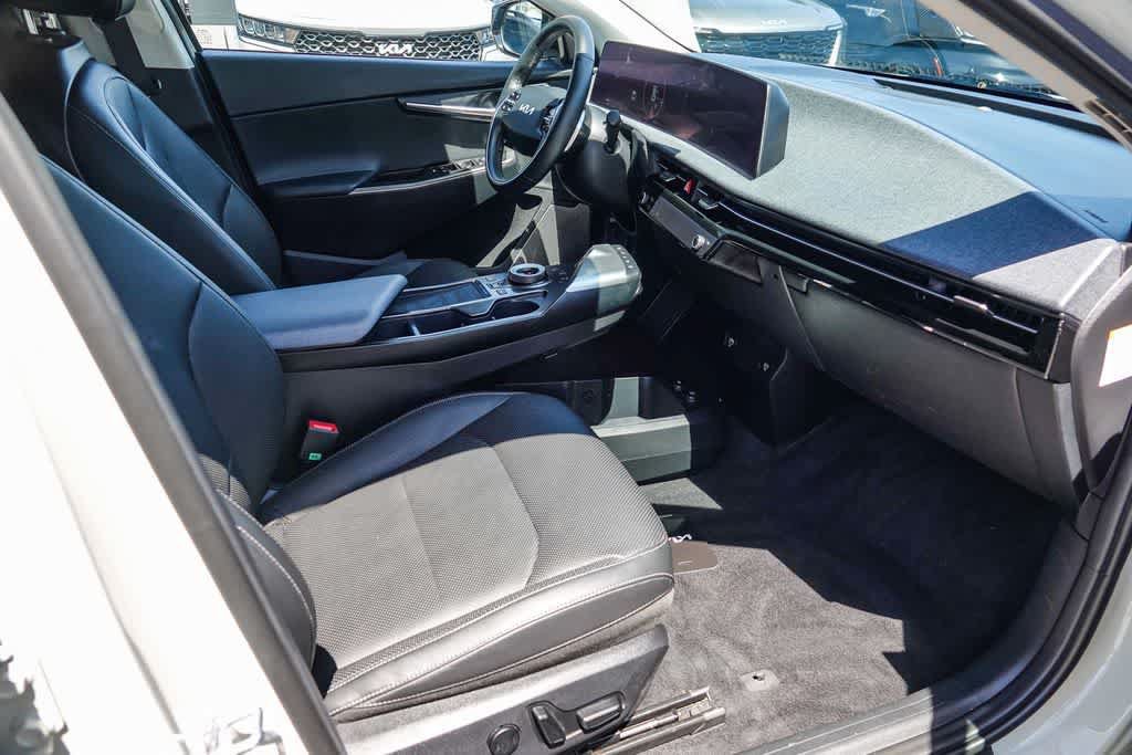 Certified 2023 Kia EV6 Wind w/ Wind Technology Package AWD/4WD image 15