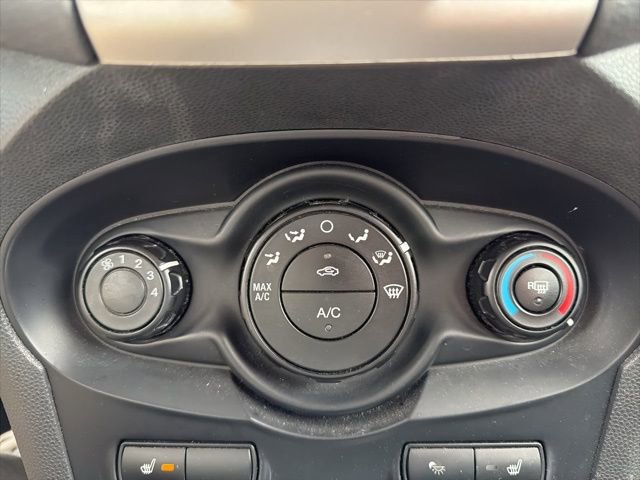Used 2013 Ford Fiesta SE image 20