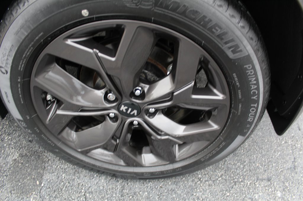 Used 2020 Kia Sportage S w/ S Sunroof Package image 16