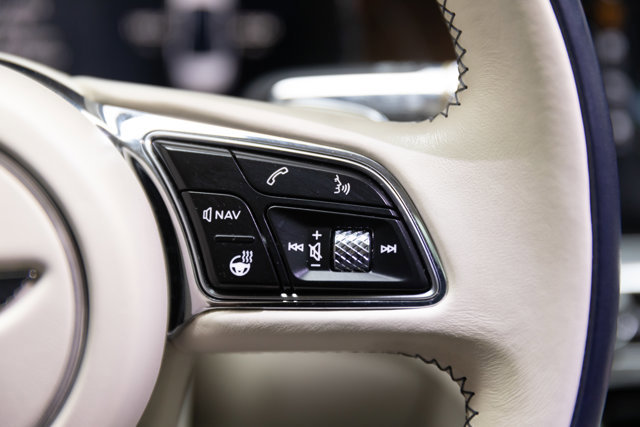 Used 2021 Bentley Flying Spur W12 image 72