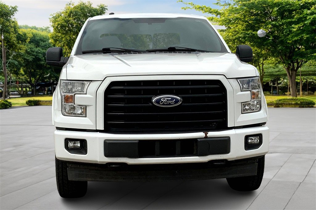 Used 2017 Ford F150 XLT w/ Equipment Group 302A Luxury image 2