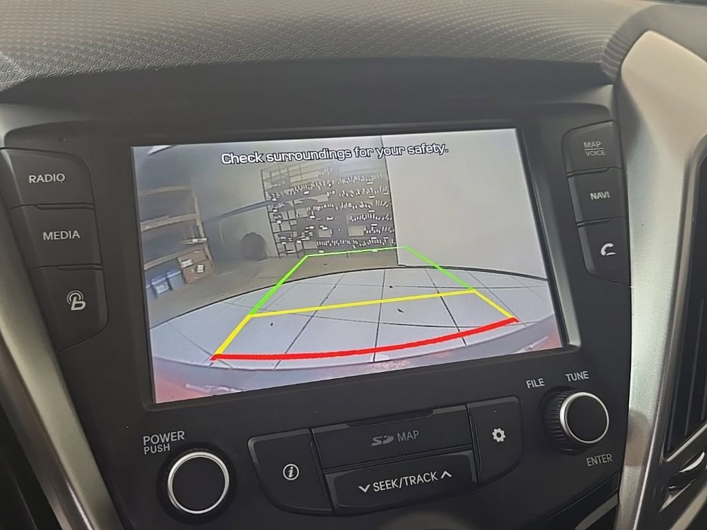 Used 2016 Hyundai Veloster w/ Option Group 03 image 20