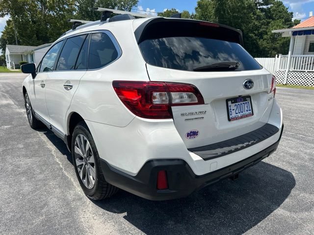 Used 2019 Subaru Outback 2.5i Touring w/ Popular Package #3A AWD/4WD image 5
