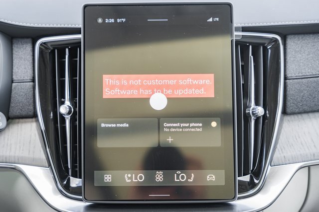 New 2026 Volvo XC90 B6 Ultra w/ Protection Package Premier image 21