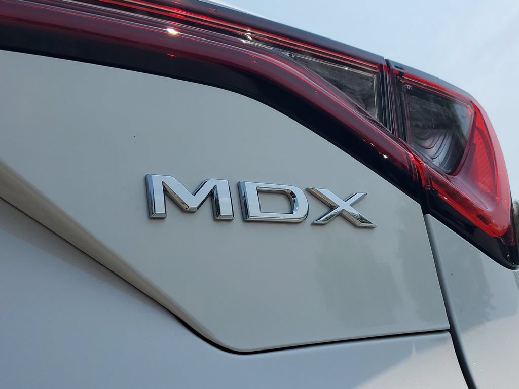 Certified 2026 Acura MDX w/ Technology Package FWD image 8