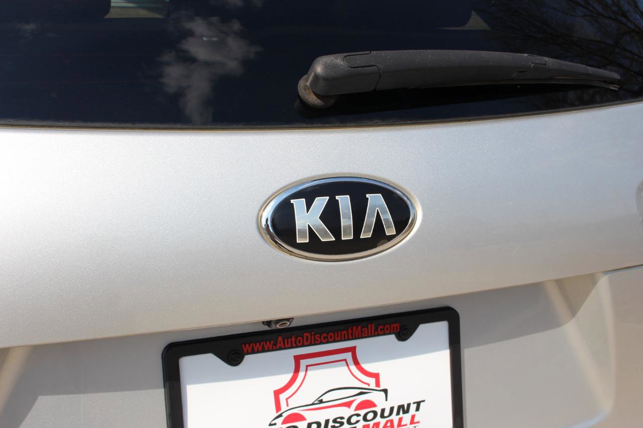 Used 2016 Kia Sorento LX w/ LX Convenience Package image 42