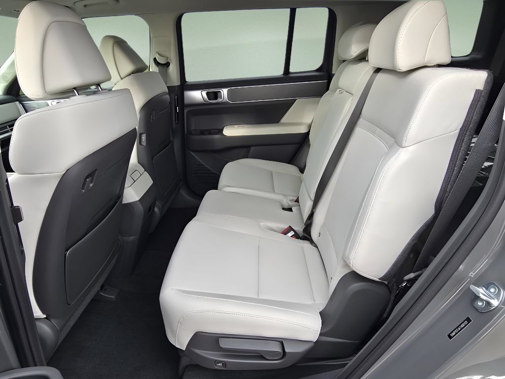 New 2026 Hyundai Santa Fe SE AWD/4WD image 14