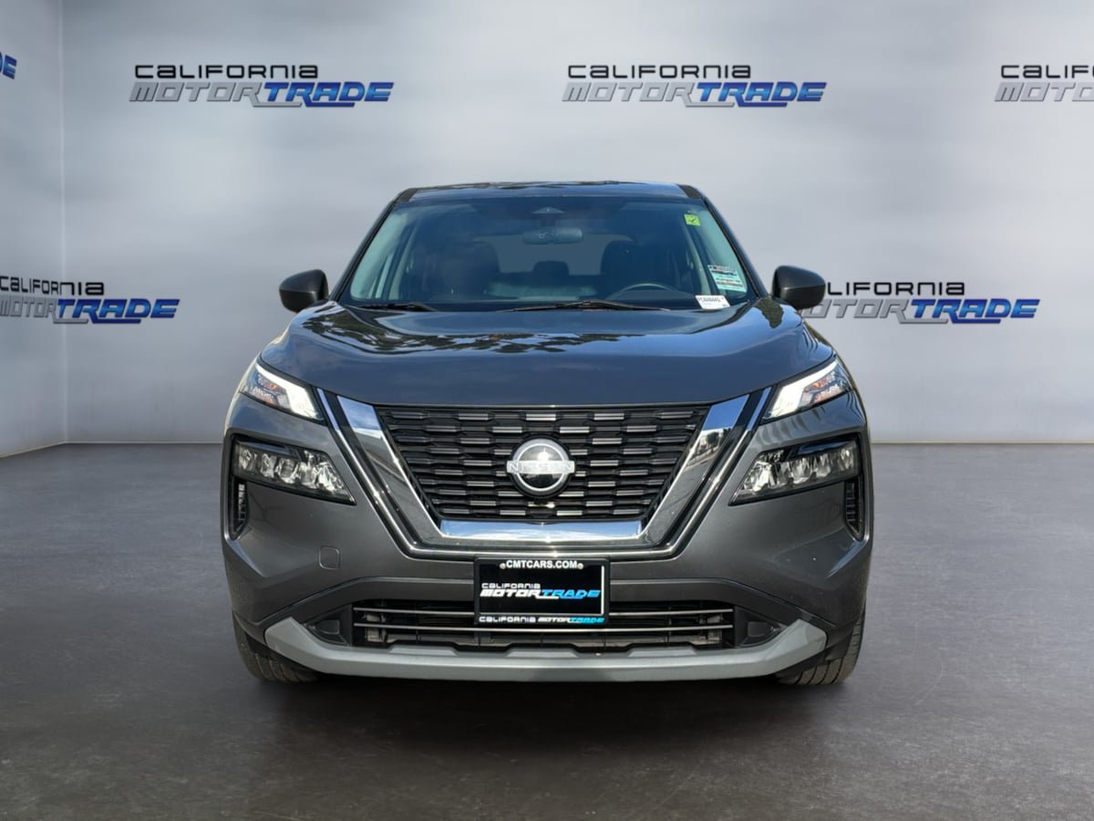 Used 2023 Nissan Rogue S FWD image 2