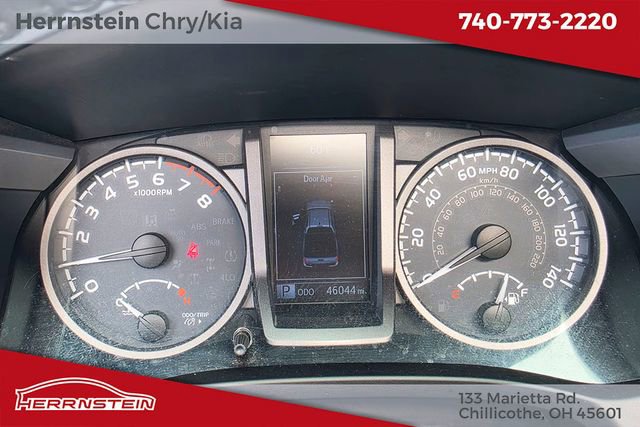 Used 2019 Toyota Tacoma TRD Sport image 17