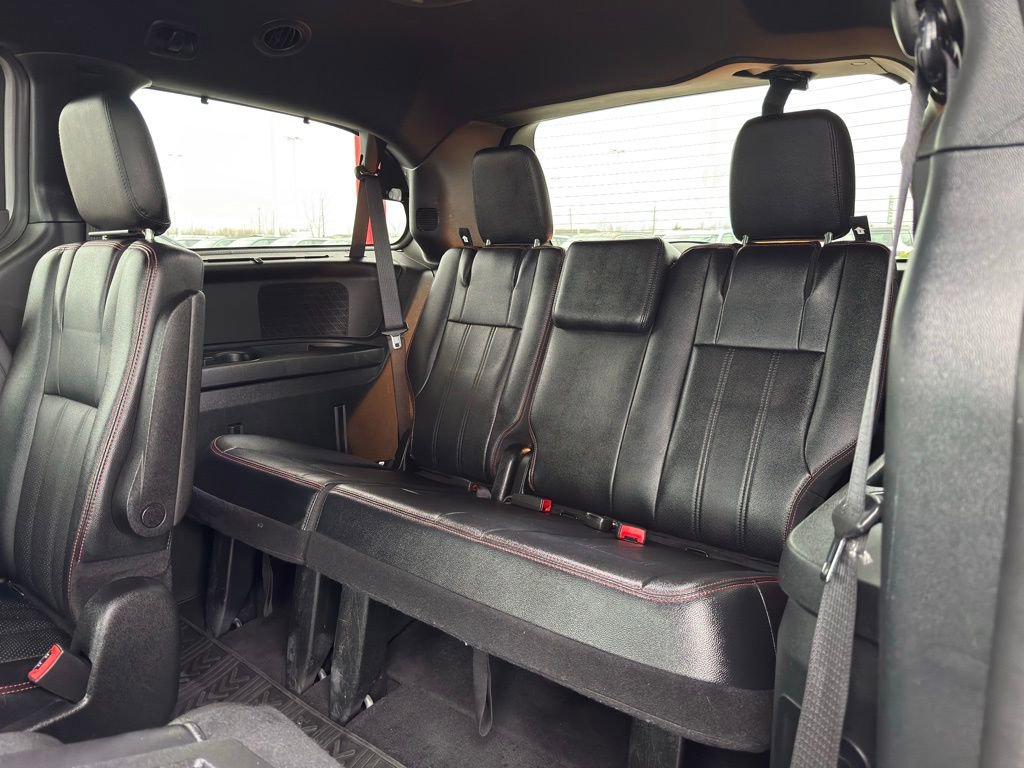 Used 2015 Dodge Grand Caravan R/T w/ Safety Sphere Group image 29