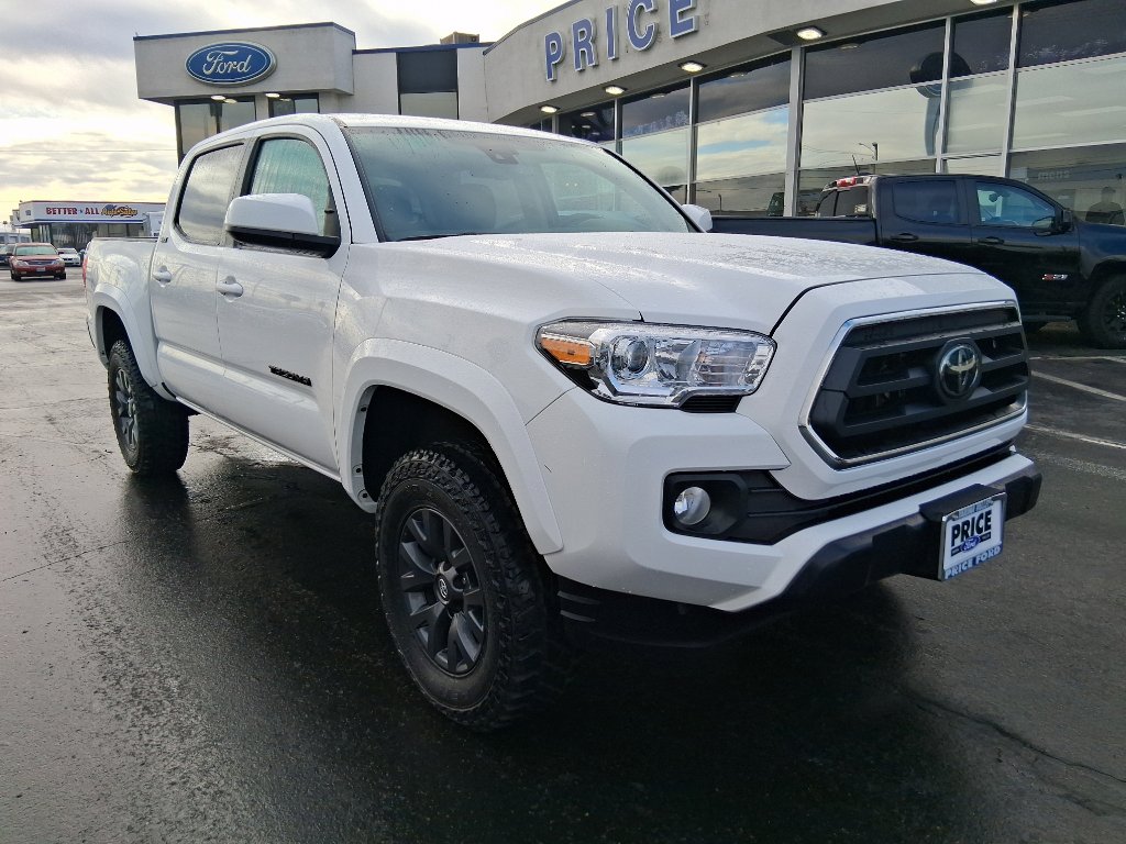Used 2023 Toyota Tacoma SR5 video 1