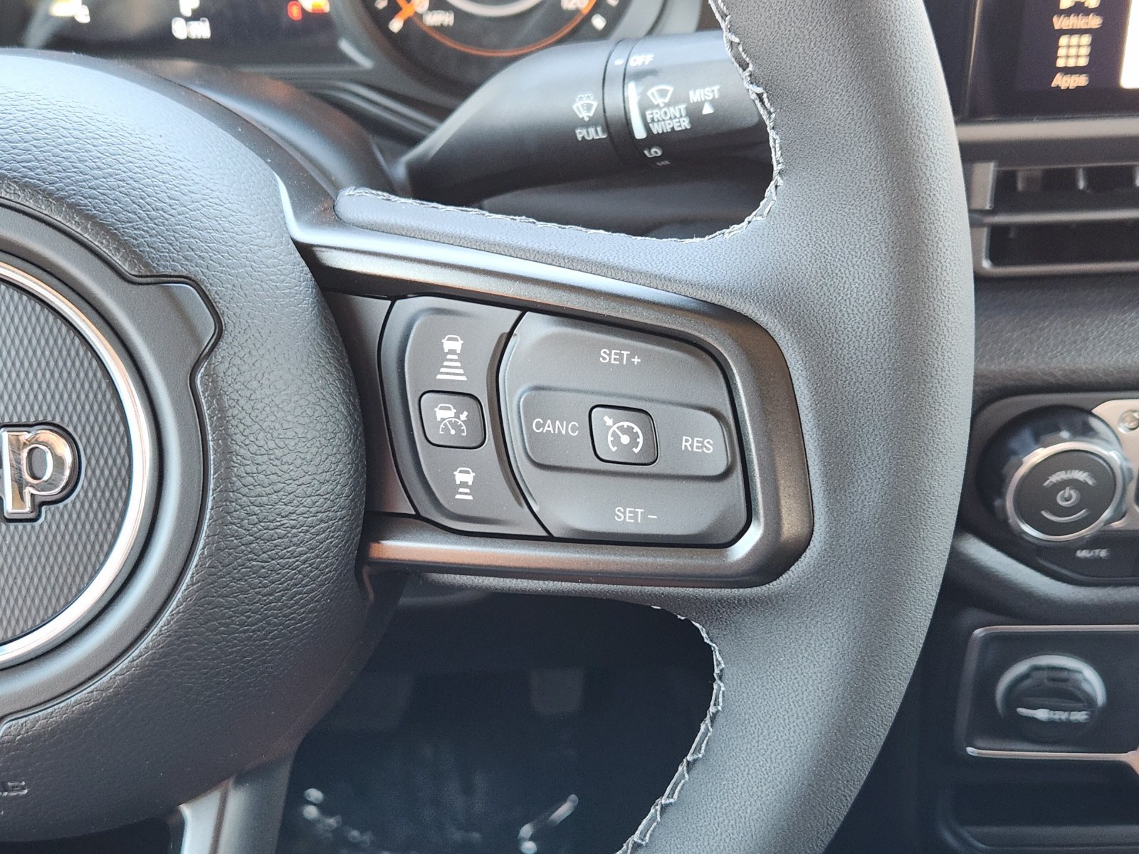 New 2026 Jeep Gladiator Sport AWD/4WD image 36