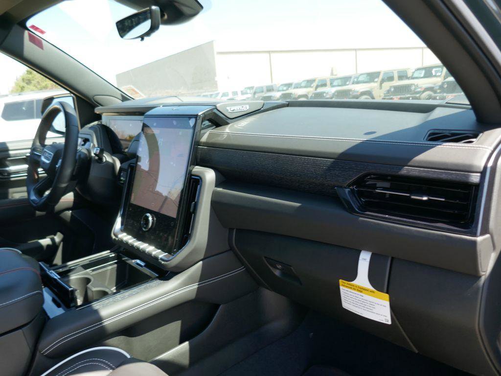 New 2026 GMC Yukon AT4 Ultimate image 11