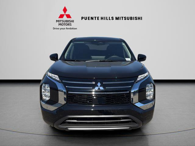 New 2026 Mitsubishi Outlander ES image 2