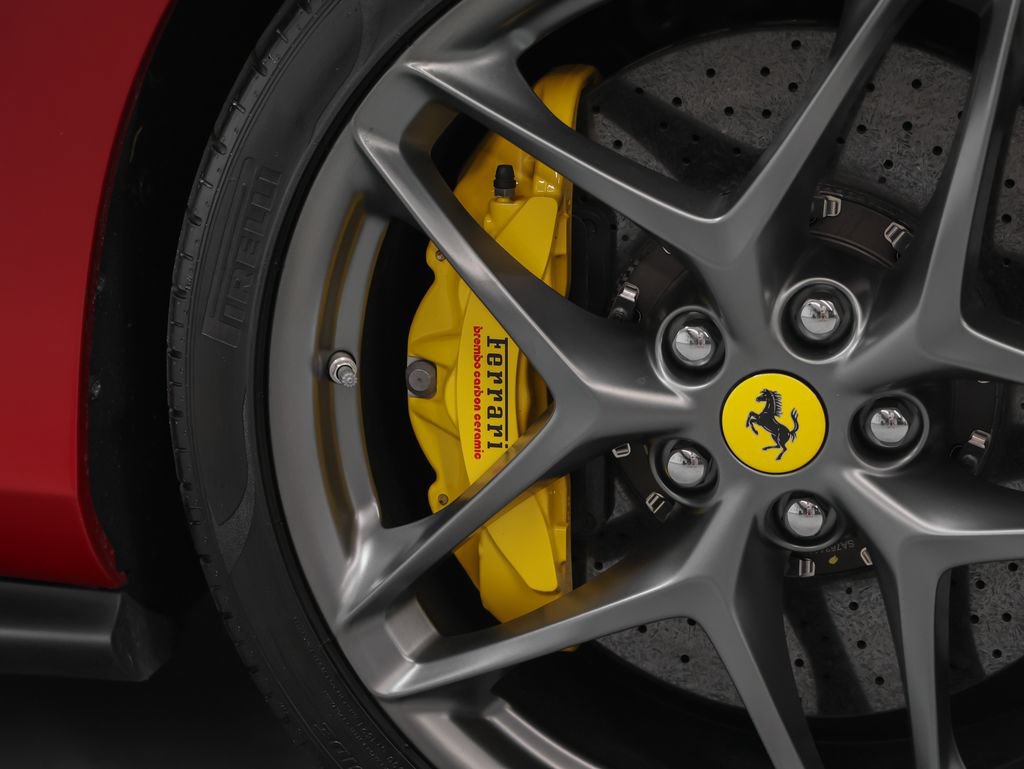 Certified 2023 Ferrari Roma RWD image 13