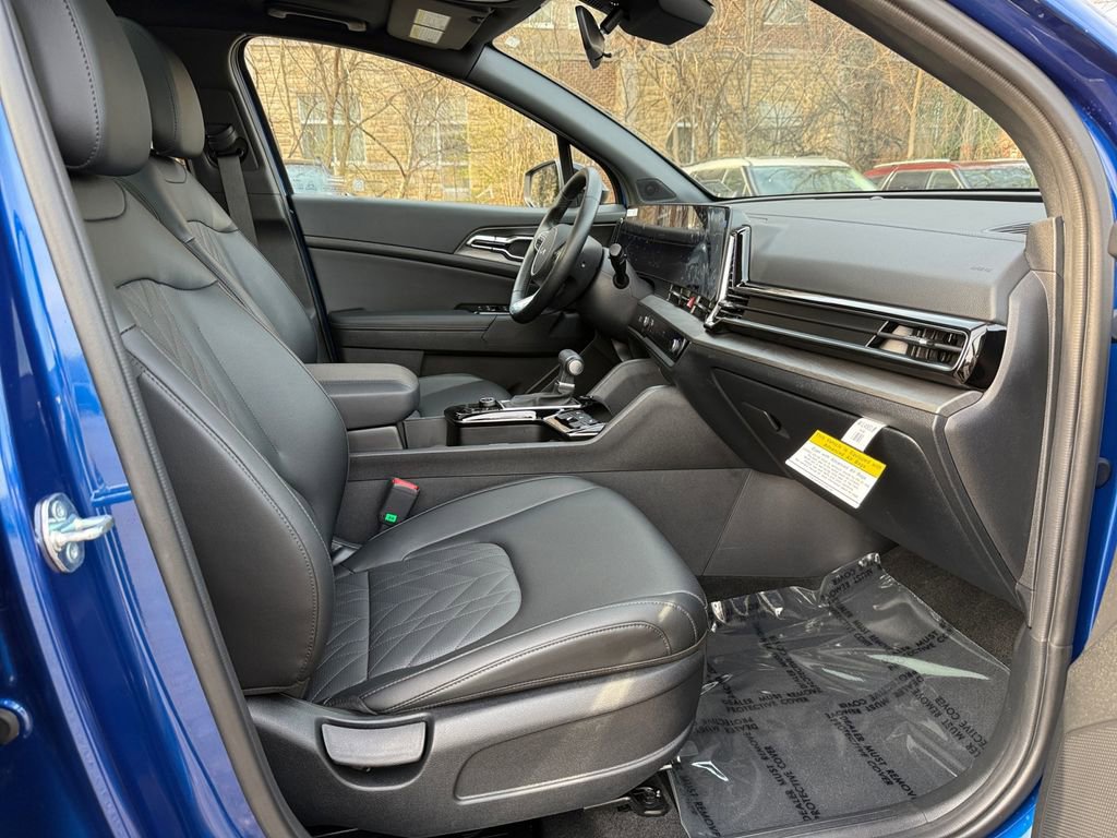 Used 2025 Kia Sportage X-Pro image 32