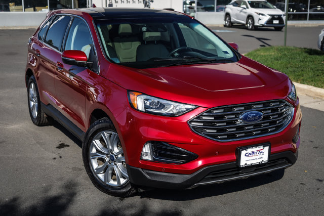 Used 2020 Ford Edge Titanium AWD/4WD image 7