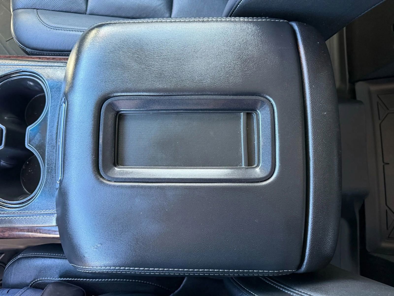 Used 2019 GMC Yukon XL SLT image 28