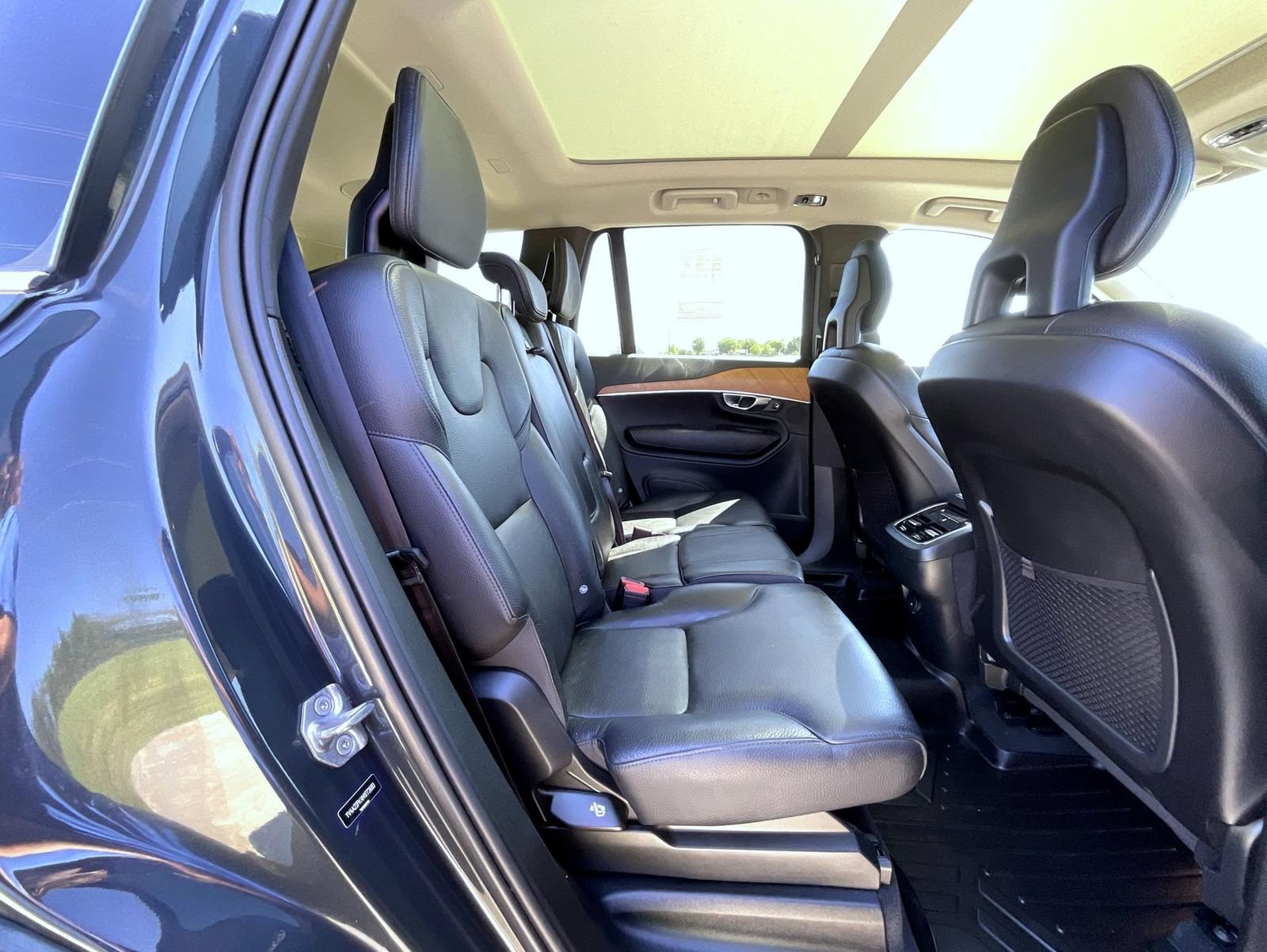 Used 2021 Volvo XC90 T6 Momentum w/ Advanced Package AWD/4WD image 19