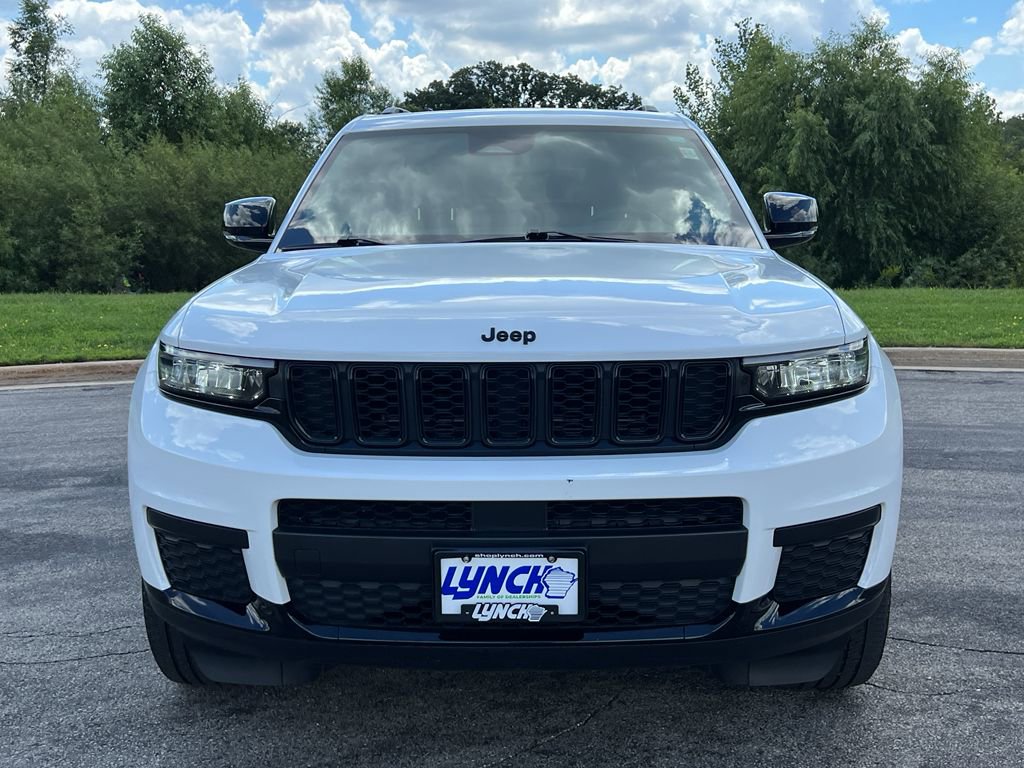 Used 2023 Jeep Grand Cherokee L Laredo image 7