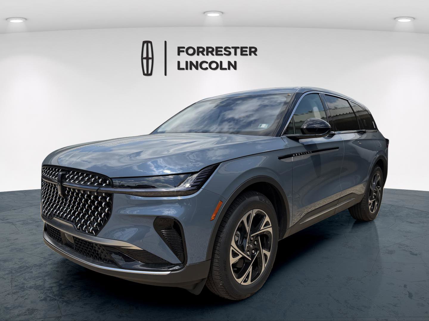 New 2026 Lincoln Nautilus Premier w/ Equipment Group 102A AWD/4WD image 7