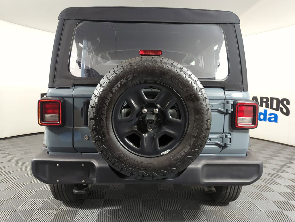 Used 2024 Jeep Wrangler Sport image 4