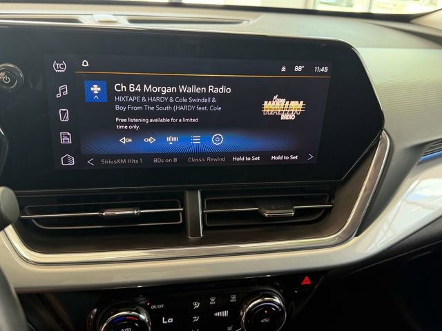 Used 2024 Chevrolet Trax LT w/ Driver Confidence Package FWD image 17