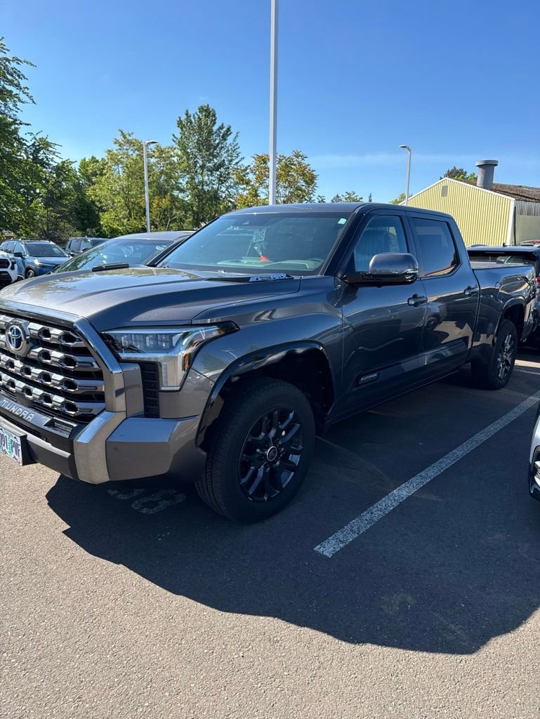 Used 2024 Toyota Tundra Platinum AWD/4WD image 1