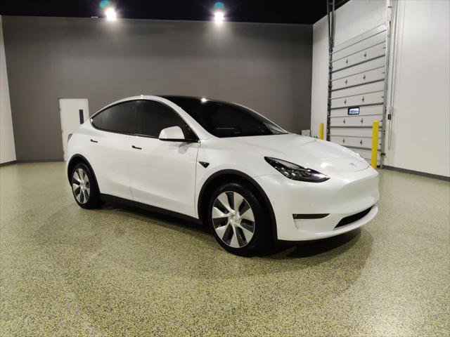 Used 2021 Tesla Model Y Long Range AWD/4WD image 1