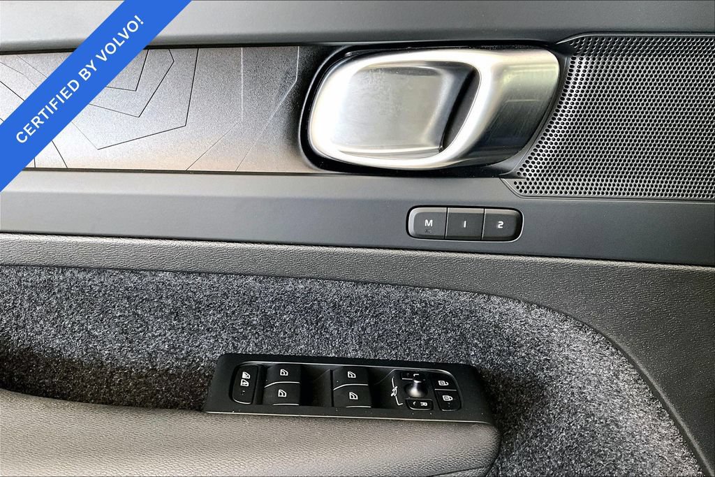 Certified 2023 Volvo C40 P8 Recharge Plus AWD/4WD image 32
