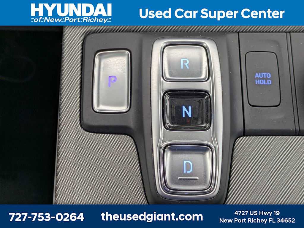 Used 2025 Hyundai Palisade SE FWD image 26